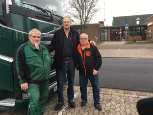 Lesungen bei insgesamt drei Kraftfahrerkreisen, hier Hannover-Hameln in Langenhagen